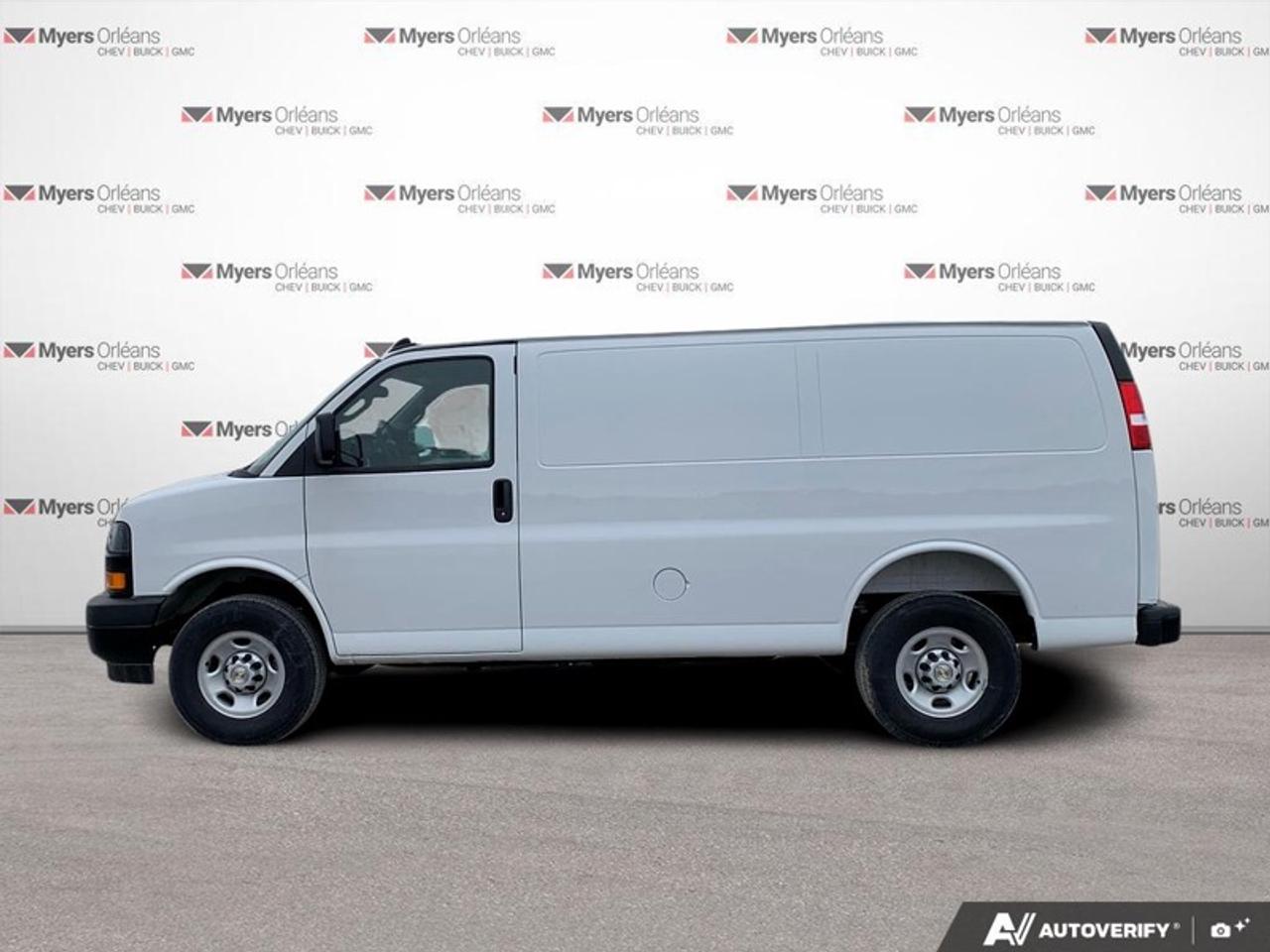 2025 Chevrolet Express Cargo Van 2500 135 Photo