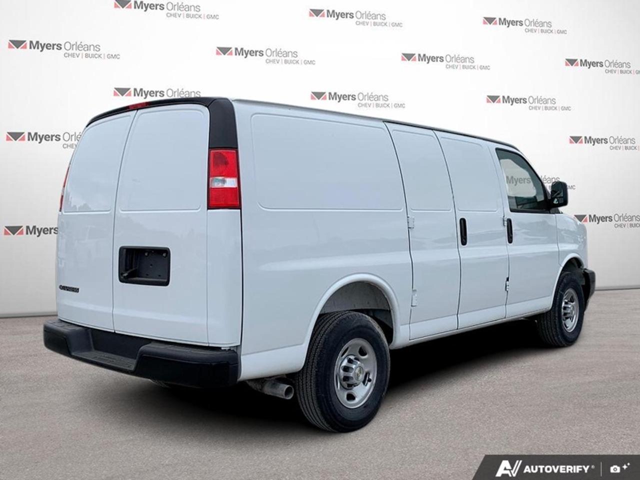 2025 Chevrolet Express Cargo Van 2500 135 Photo