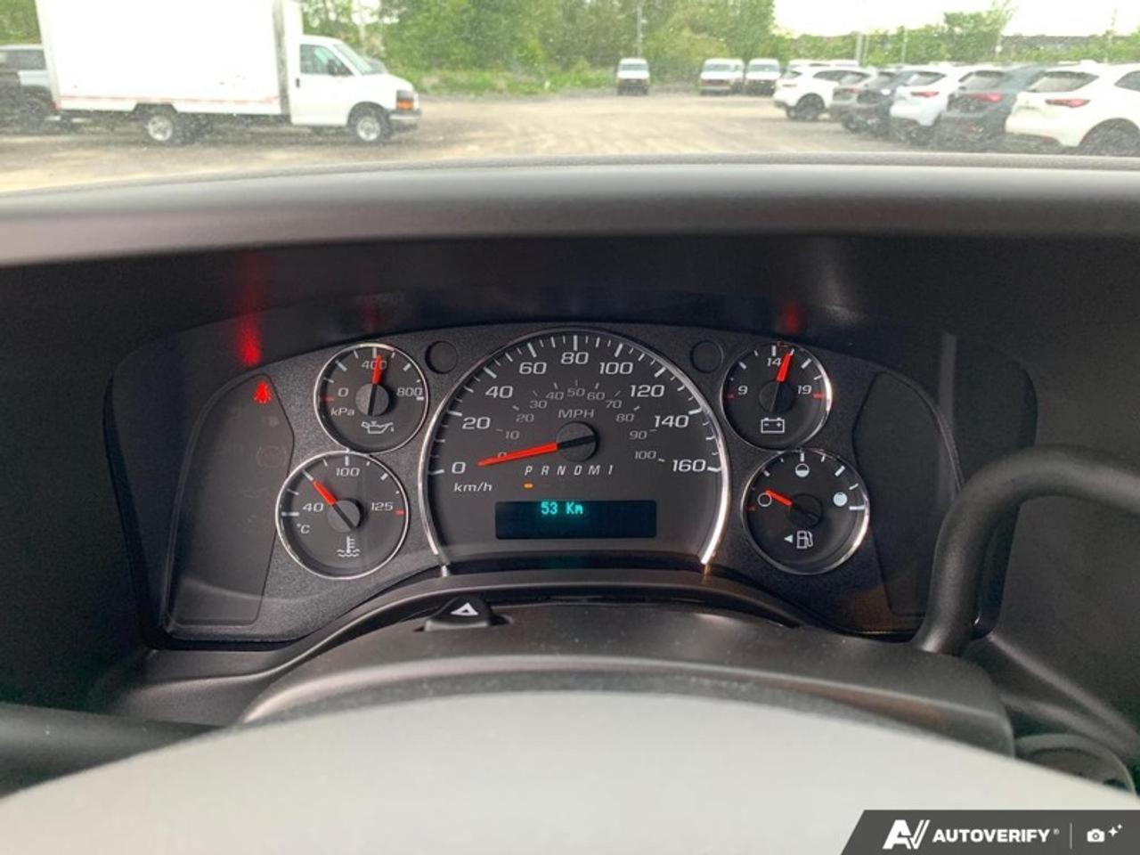 2025 Chevrolet Express Cargo Van 2500 135 Photo