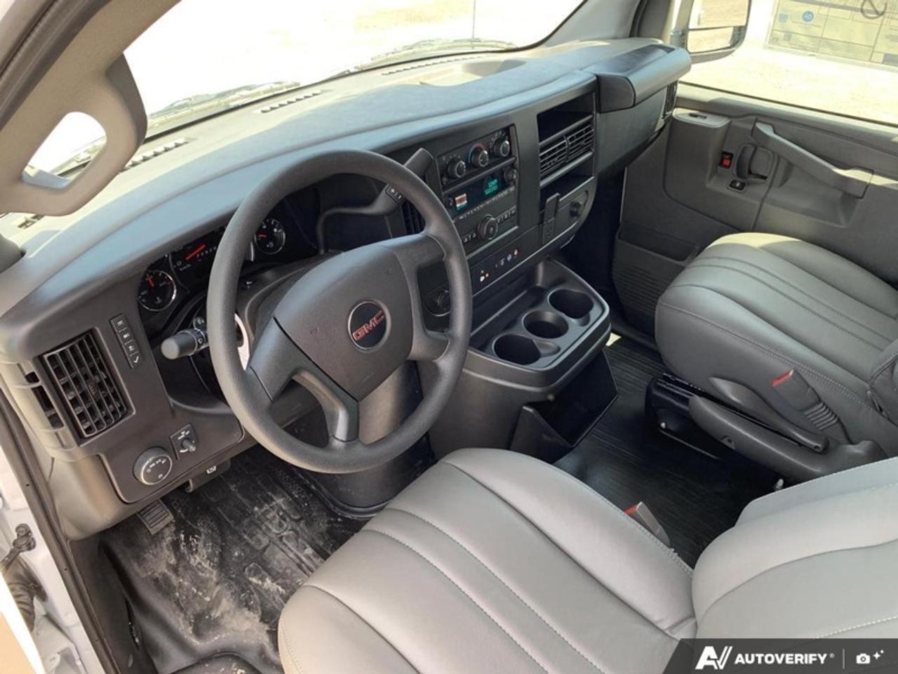 2025 GMC Savana Cargo Van 2500 135 Photo
