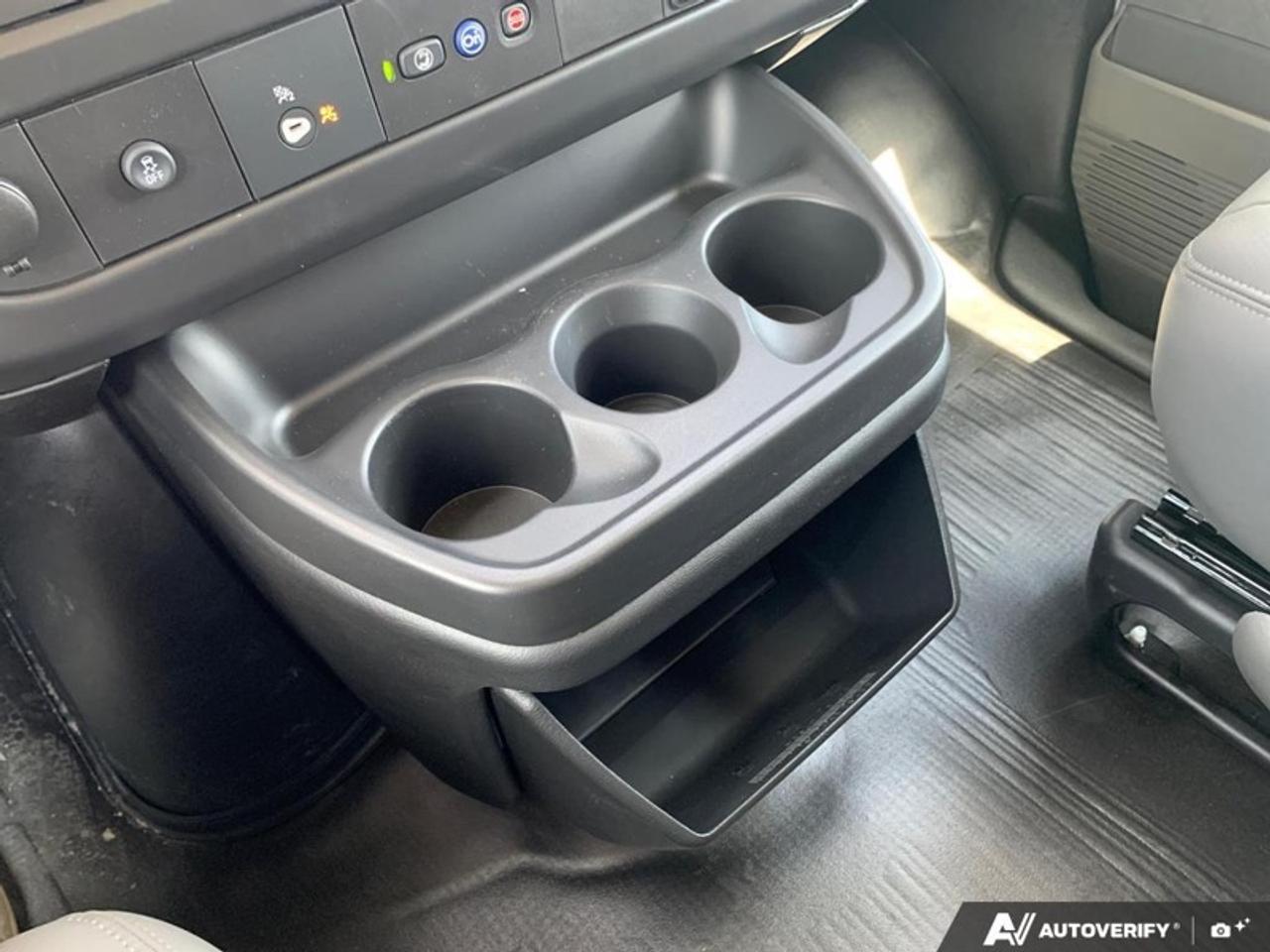 2025 GMC Savana Cargo Van 2500 135 Photo