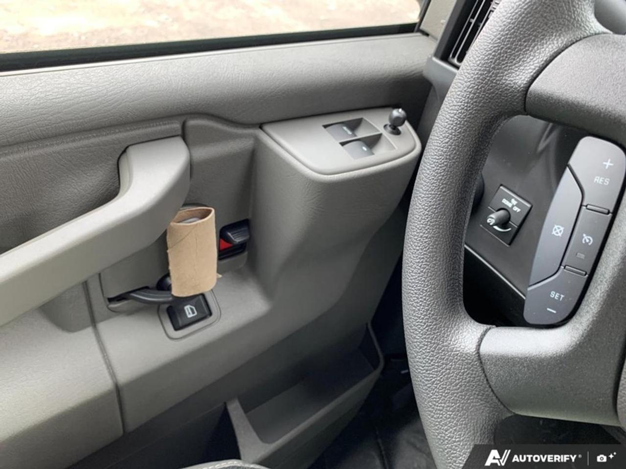 2025 Chevrolet Express Cargo Van 2500 155 Photo