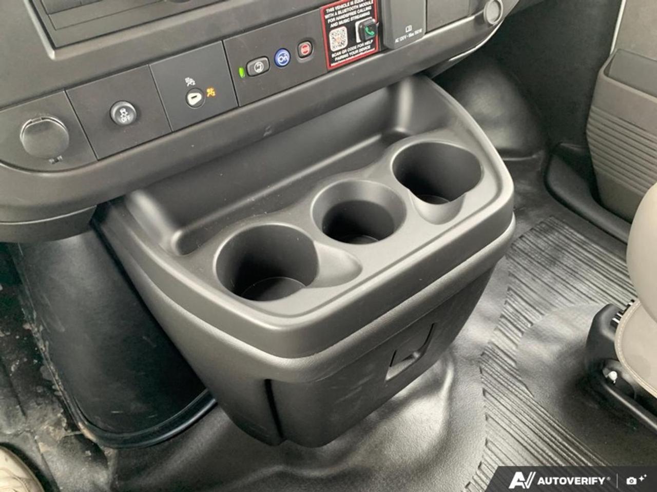 2025 Chevrolet Express Cargo Van 2500 155 Photo