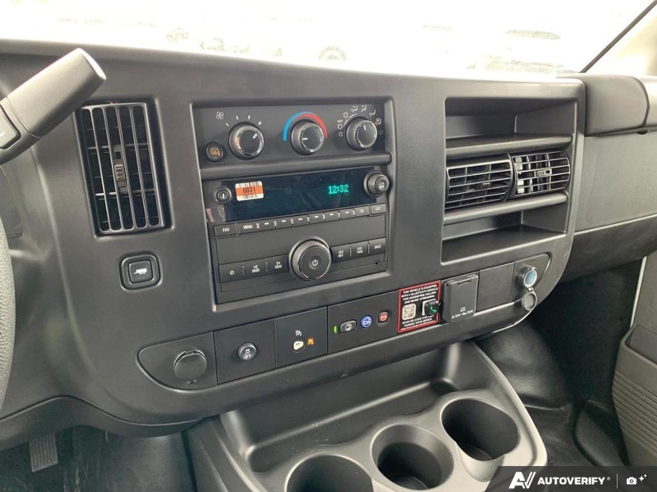 2025 Chevrolet Express Cargo Van 2500 155 Photo