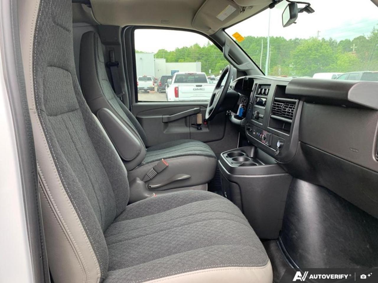 2025 Chevrolet Express Cargo Van 2500 155 Photo