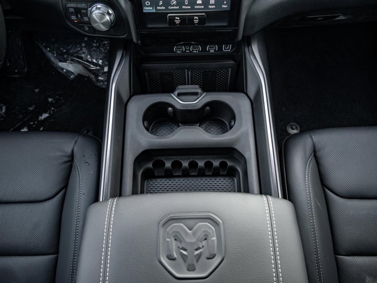 2026 RAM 1500 SPORT Photo