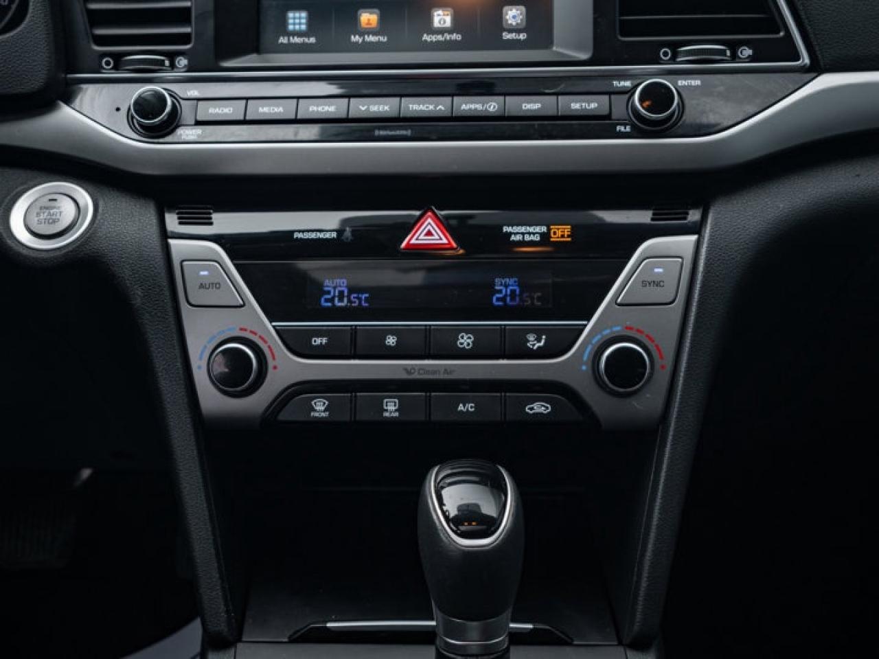 2017 Hyundai Elantra GLS Photo