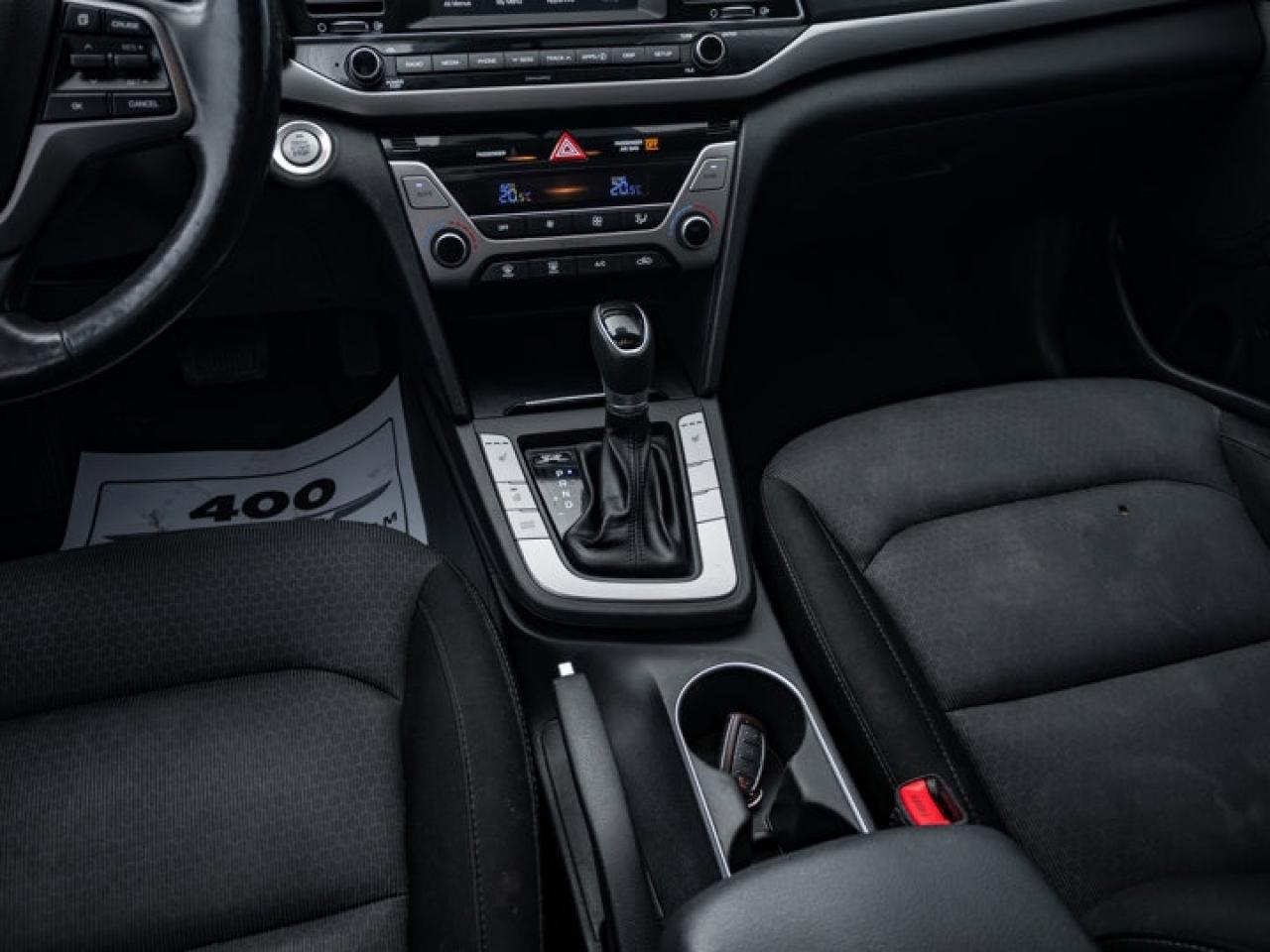 2017 Hyundai Elantra GLS Photo