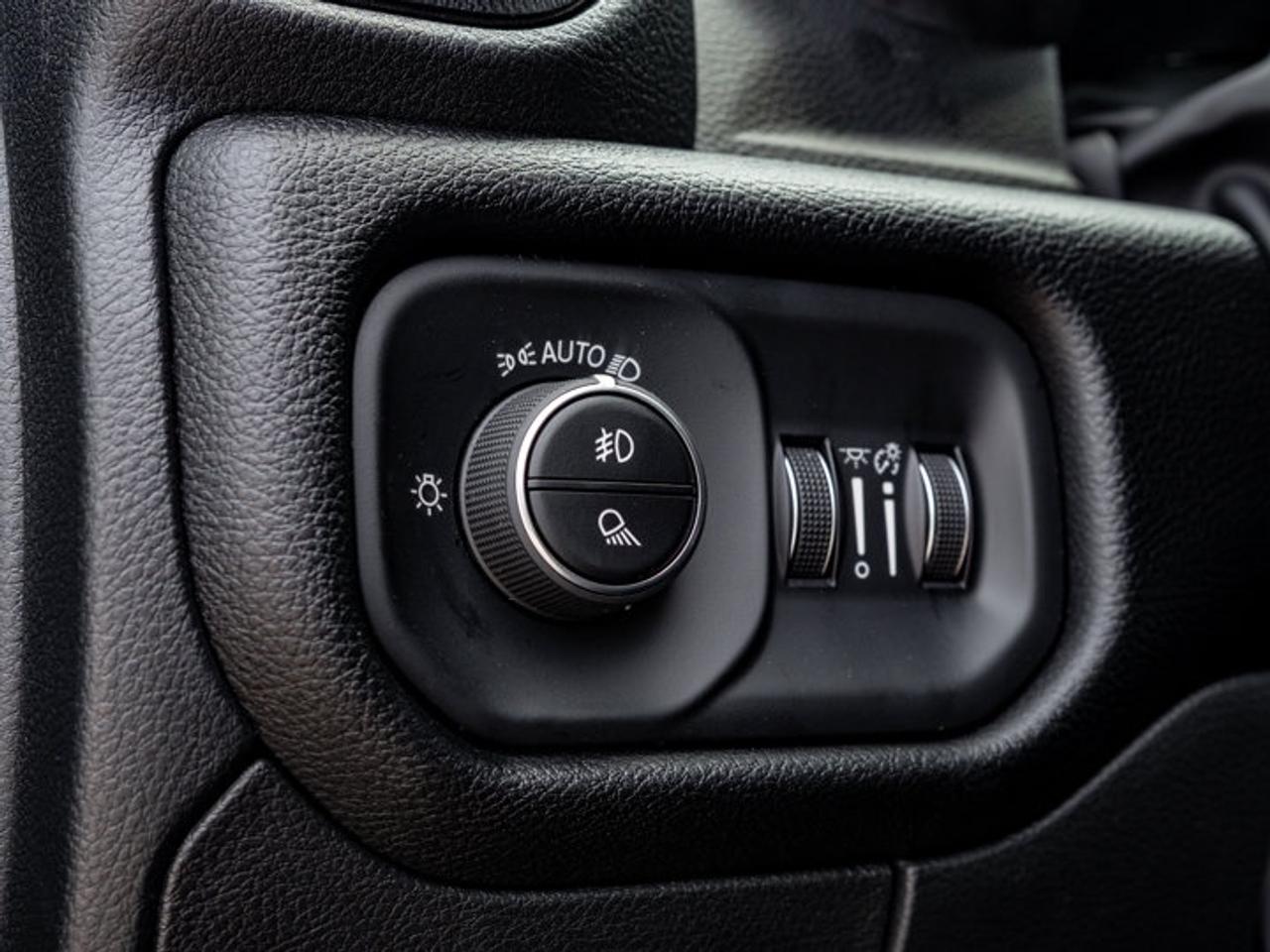 2026 RAM 1500 SPORT Photo