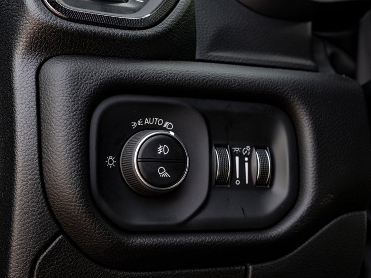 2026 RAM 1500 SPORT Photo
