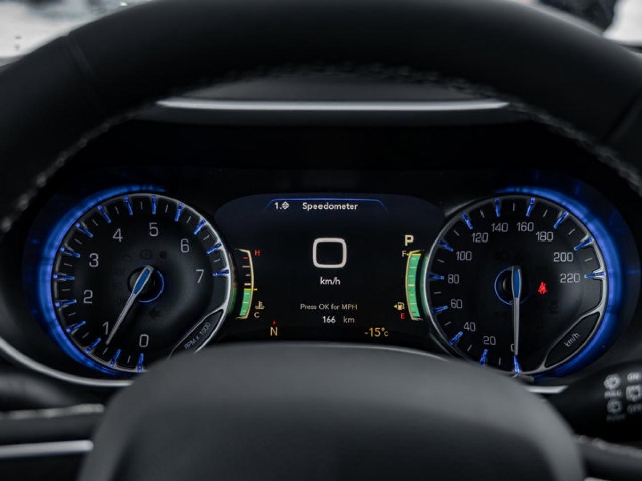 2026 Chrysler Pacifica Select Photo