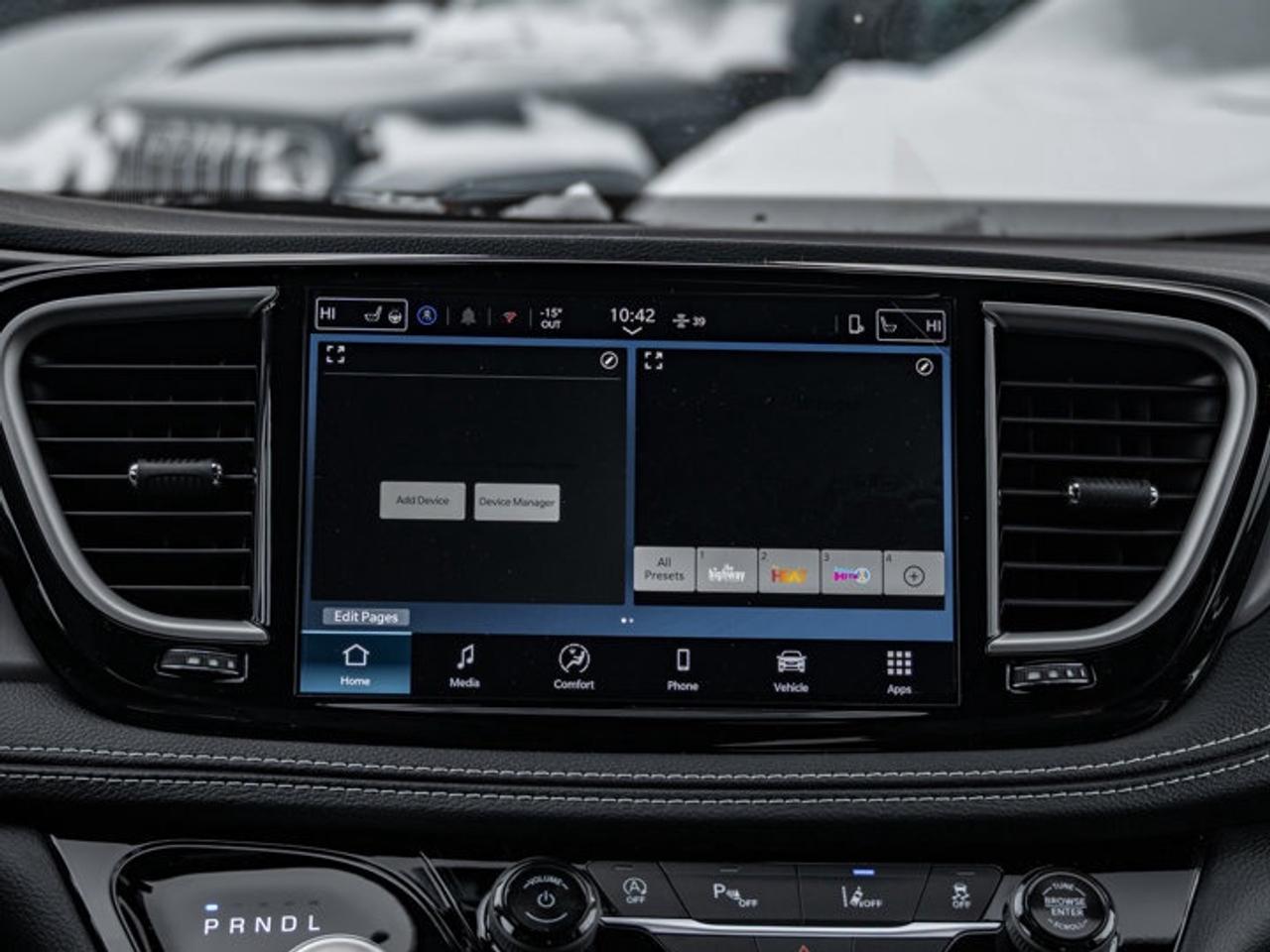 2026 Chrysler Pacifica Select Photo