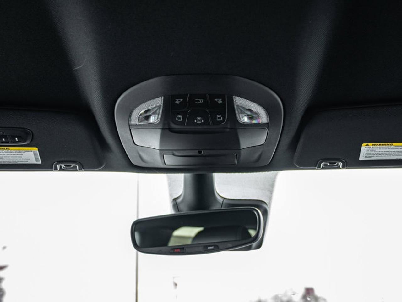 2026 Chrysler Pacifica Select Photo