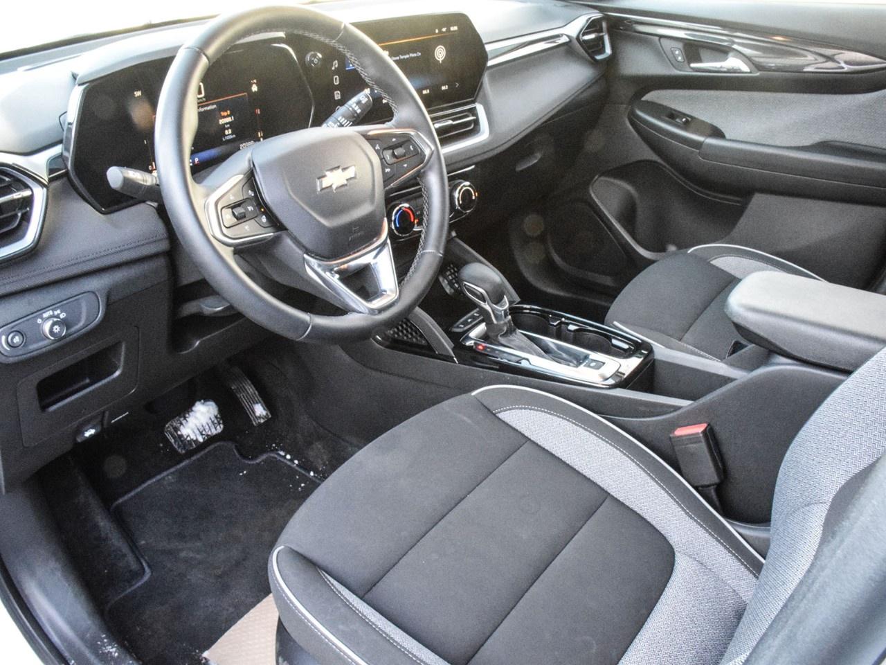 2024 Chevrolet TrailBlazer AWD 4dr LT Photo