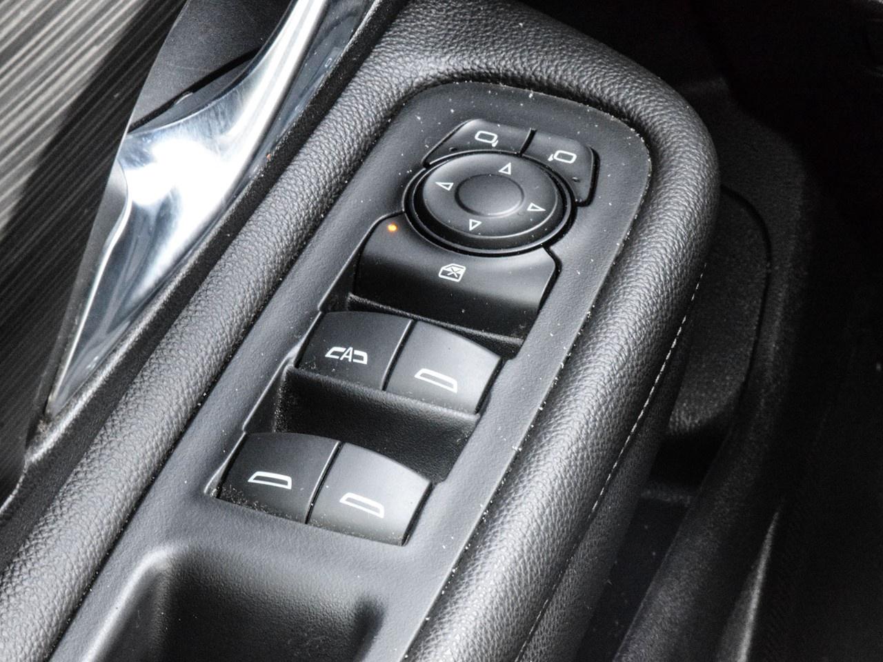 2022 GMC Terrain AWD SLE Photo