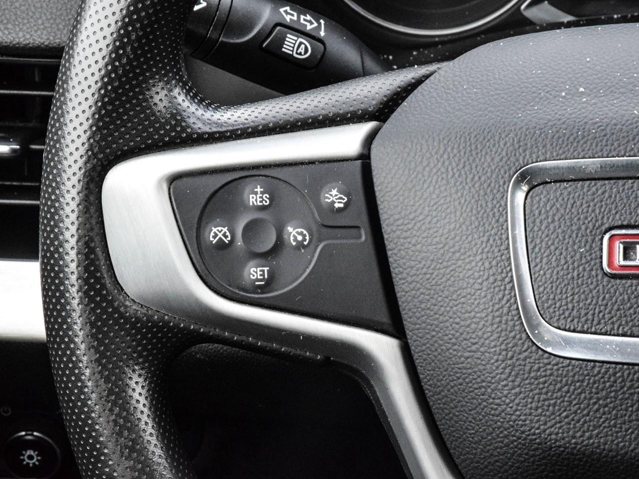 2022 GMC Terrain AWD SLE Photo