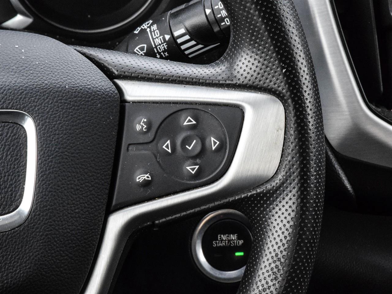 2022 GMC Terrain AWD SLE Photo