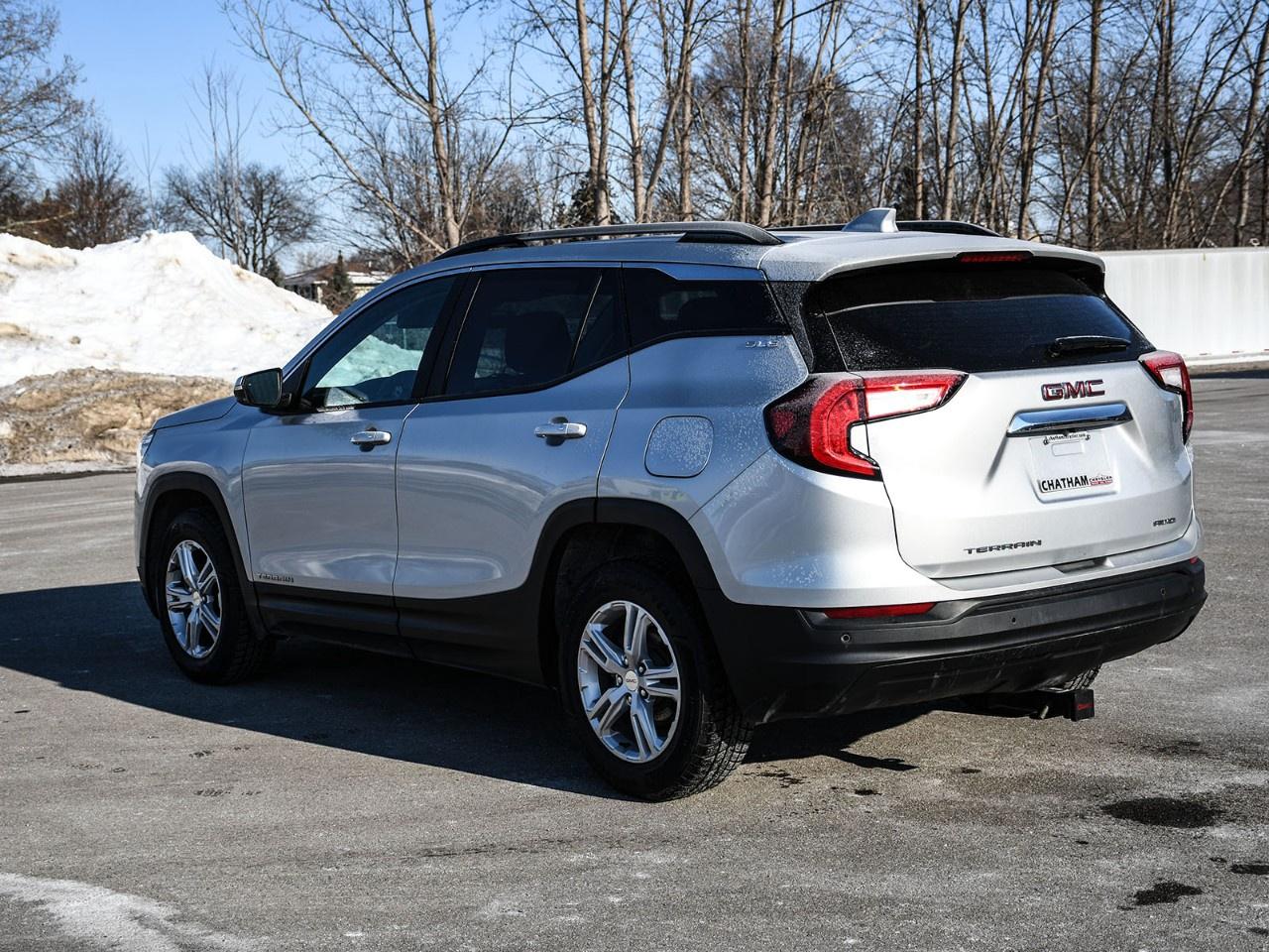 2022 GMC Terrain AWD SLE Photo