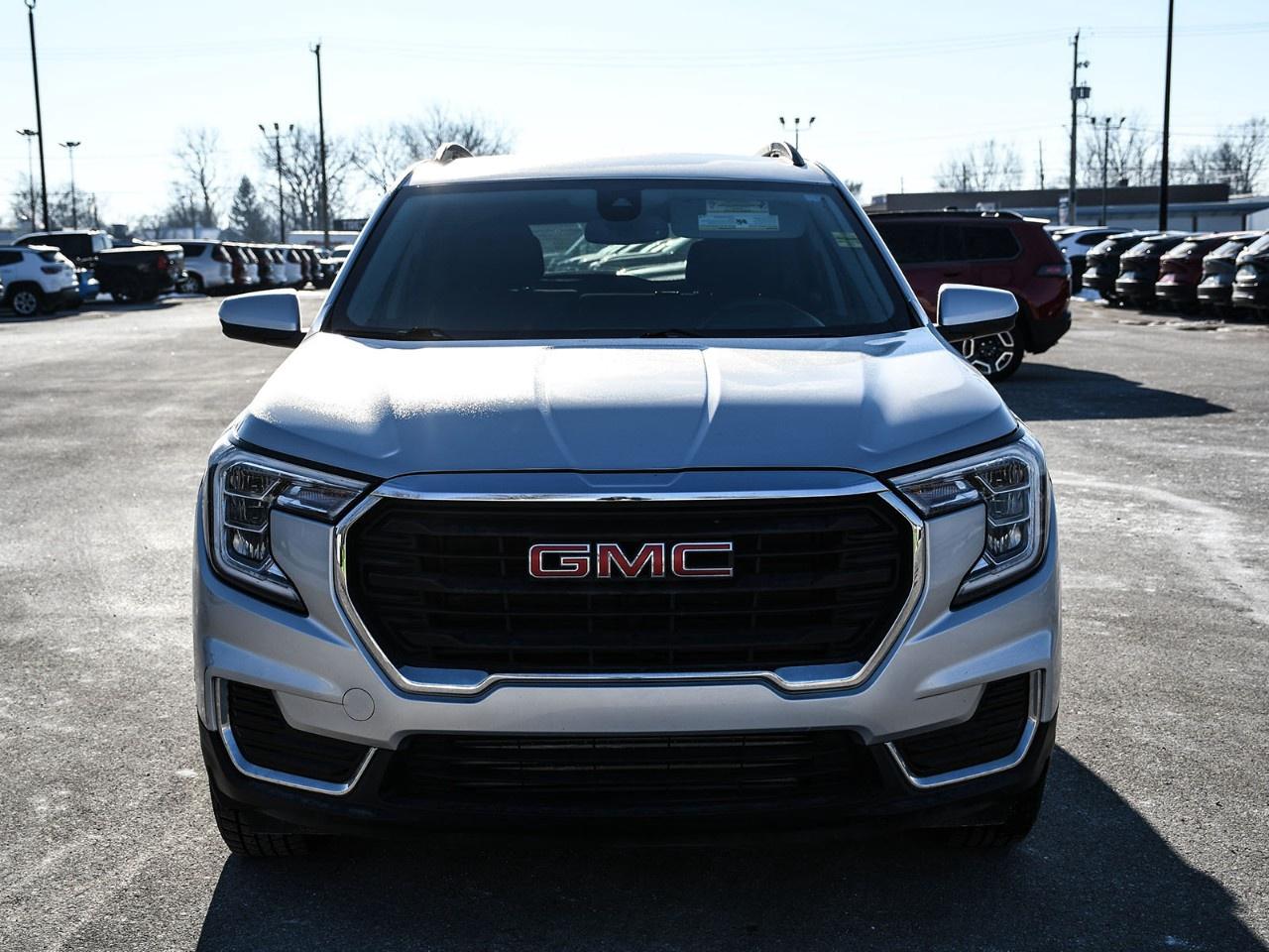 2022 GMC Terrain AWD SLE Photo