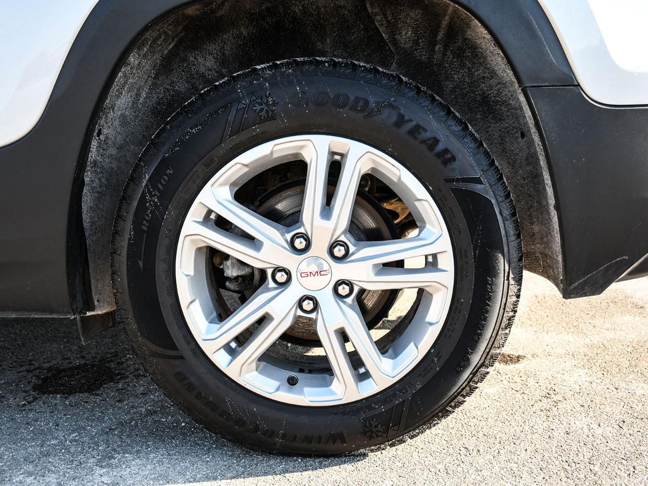 2022 GMC Terrain AWD SLE Photo