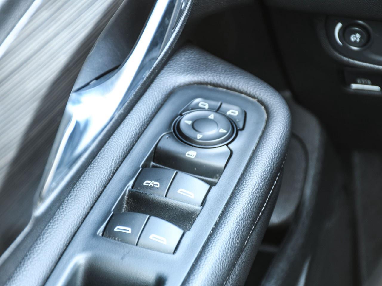 2022 GMC Terrain AWD SLE Photo