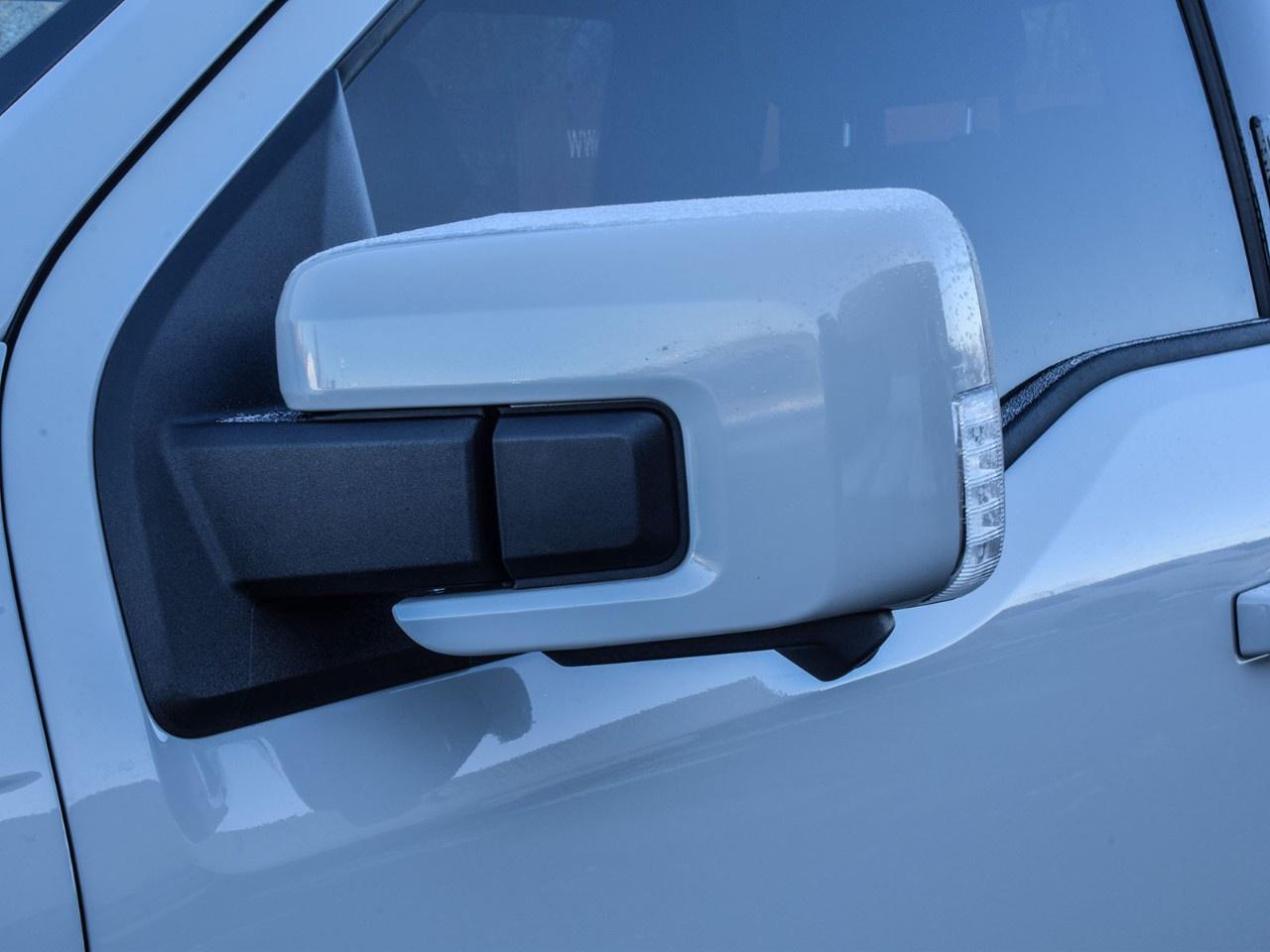 2023 Ford F-150 Lariat 4WD SuperCrew 5.5' Box Photo