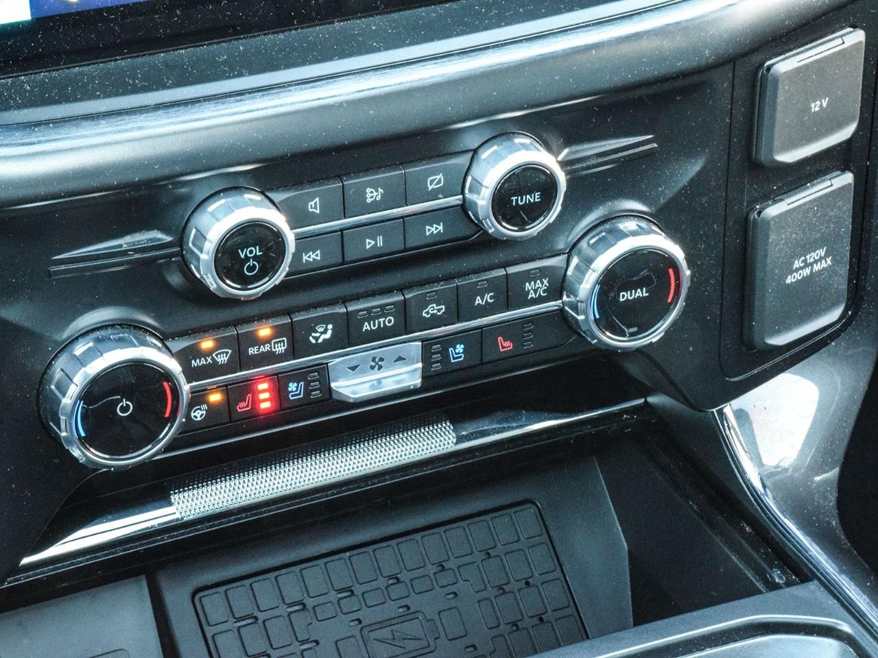 2023 Ford F-150 Lariat 4WD SuperCrew 5.5' Box Photo