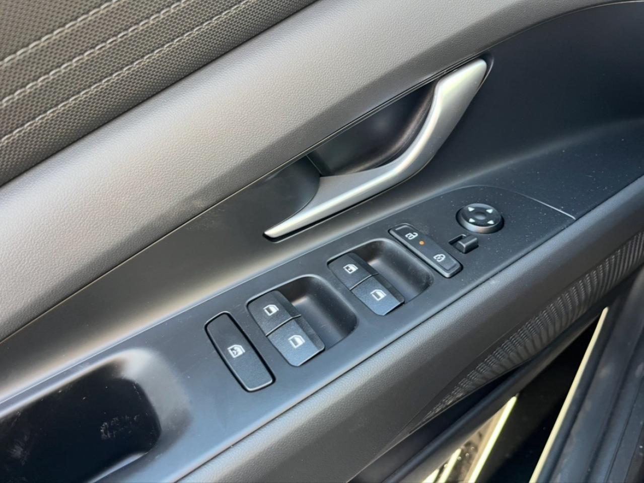 2026 Hyundai Elantra Essential IVT Photo