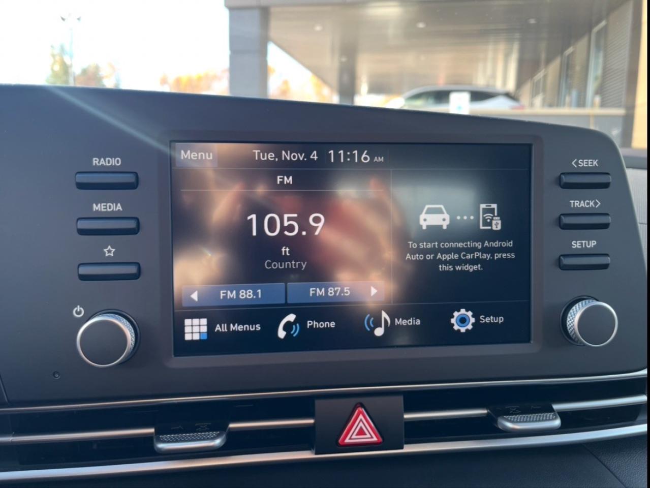 2026 Hyundai Elantra Essential IVT Photo