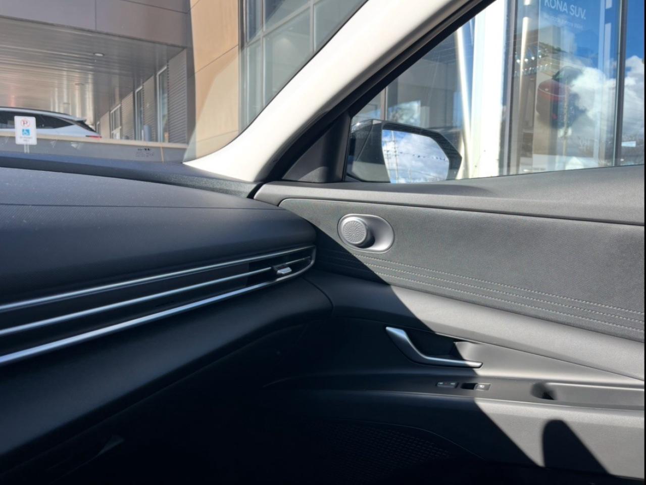 2026 Hyundai Elantra Essential IVT Photo