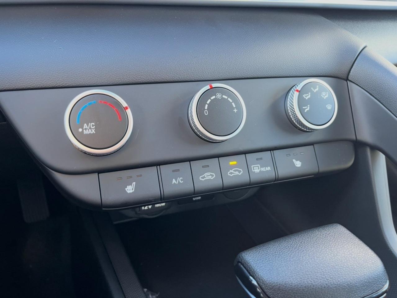 2026 Hyundai Elantra Essential IVT Photo