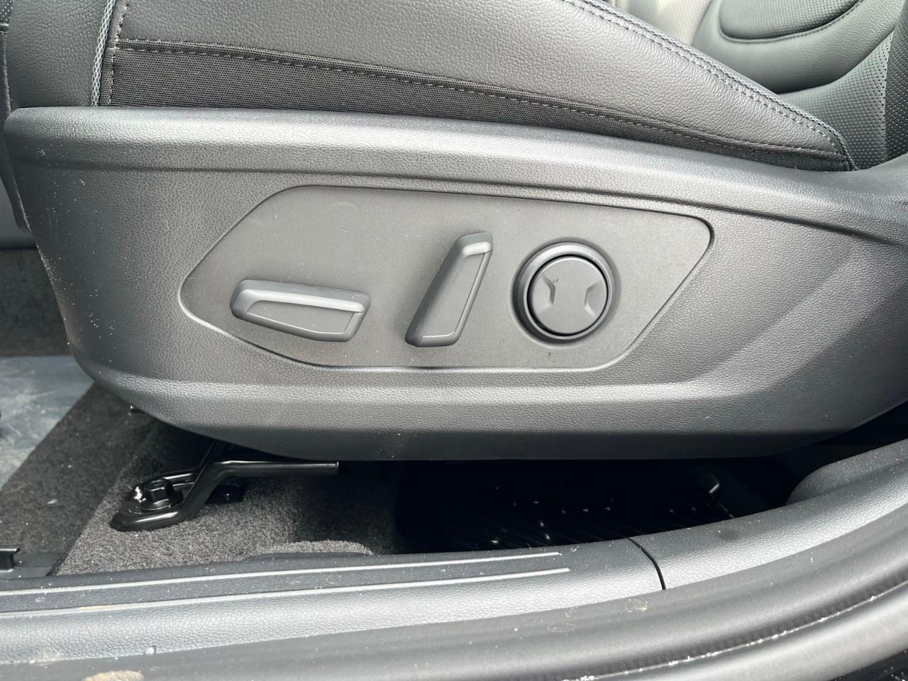 2026 Hyundai Tucson Hybrid Ultimate AWD Photo