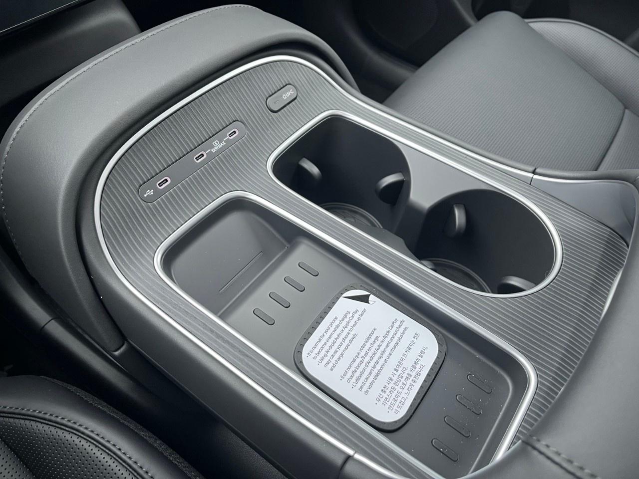 2026 Hyundai PALISADE Hybrid Ultimate Calligraphy AWD Photo