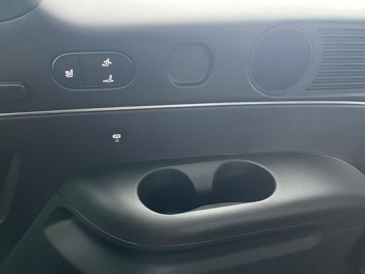 2026 Hyundai PALISADE Hybrid Ultimate Calligraphy AWD Photo