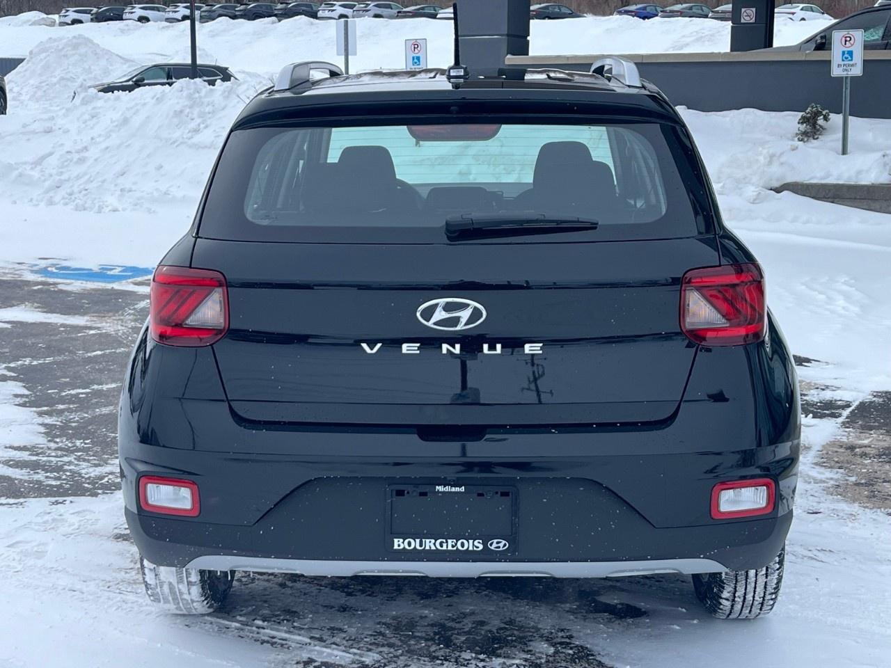 2026 Hyundai Venue Preferred IVT Photo