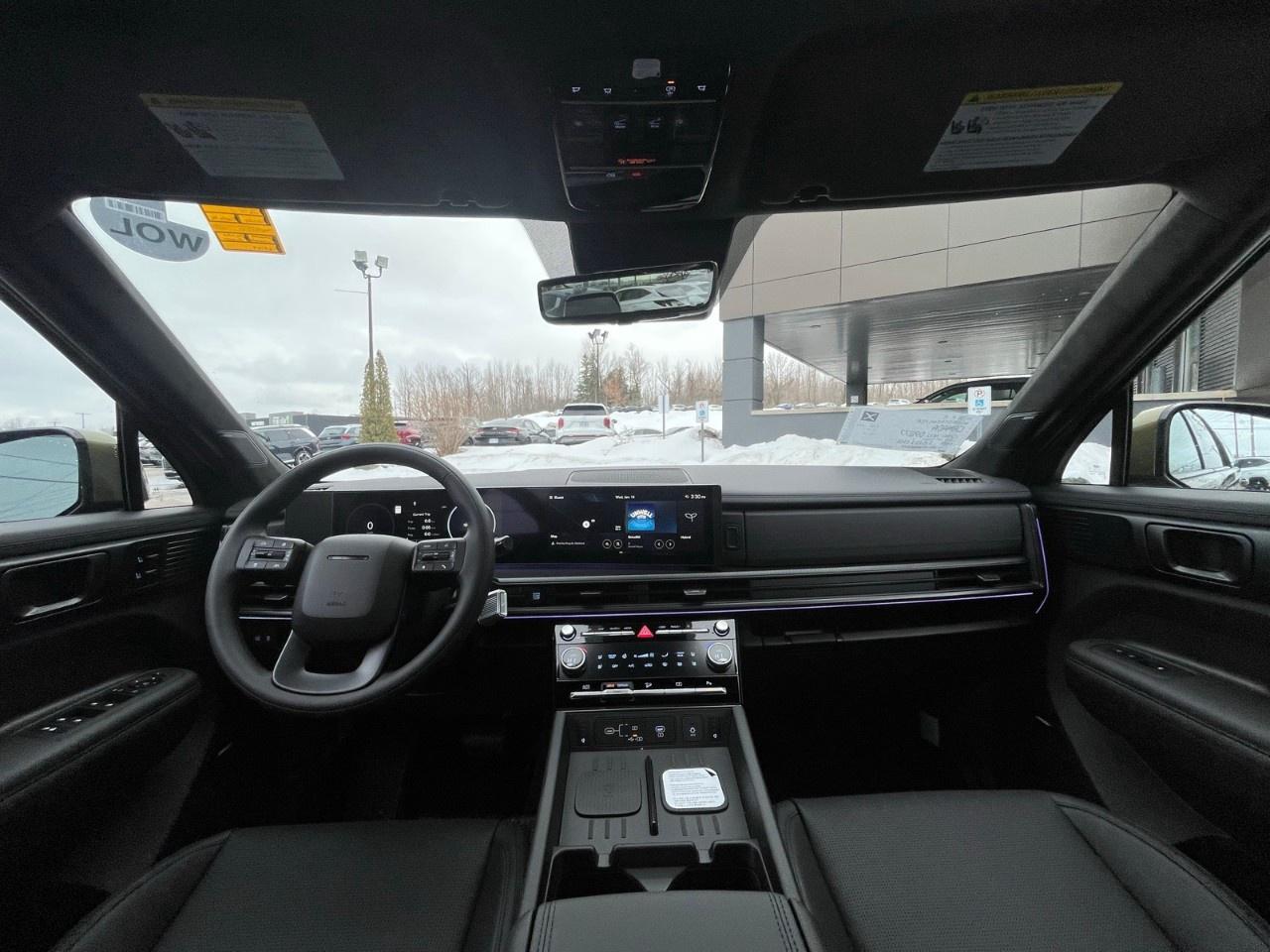 2026 Hyundai Santa Fe Hybrid Ultimate Calligraphy AWD Photo