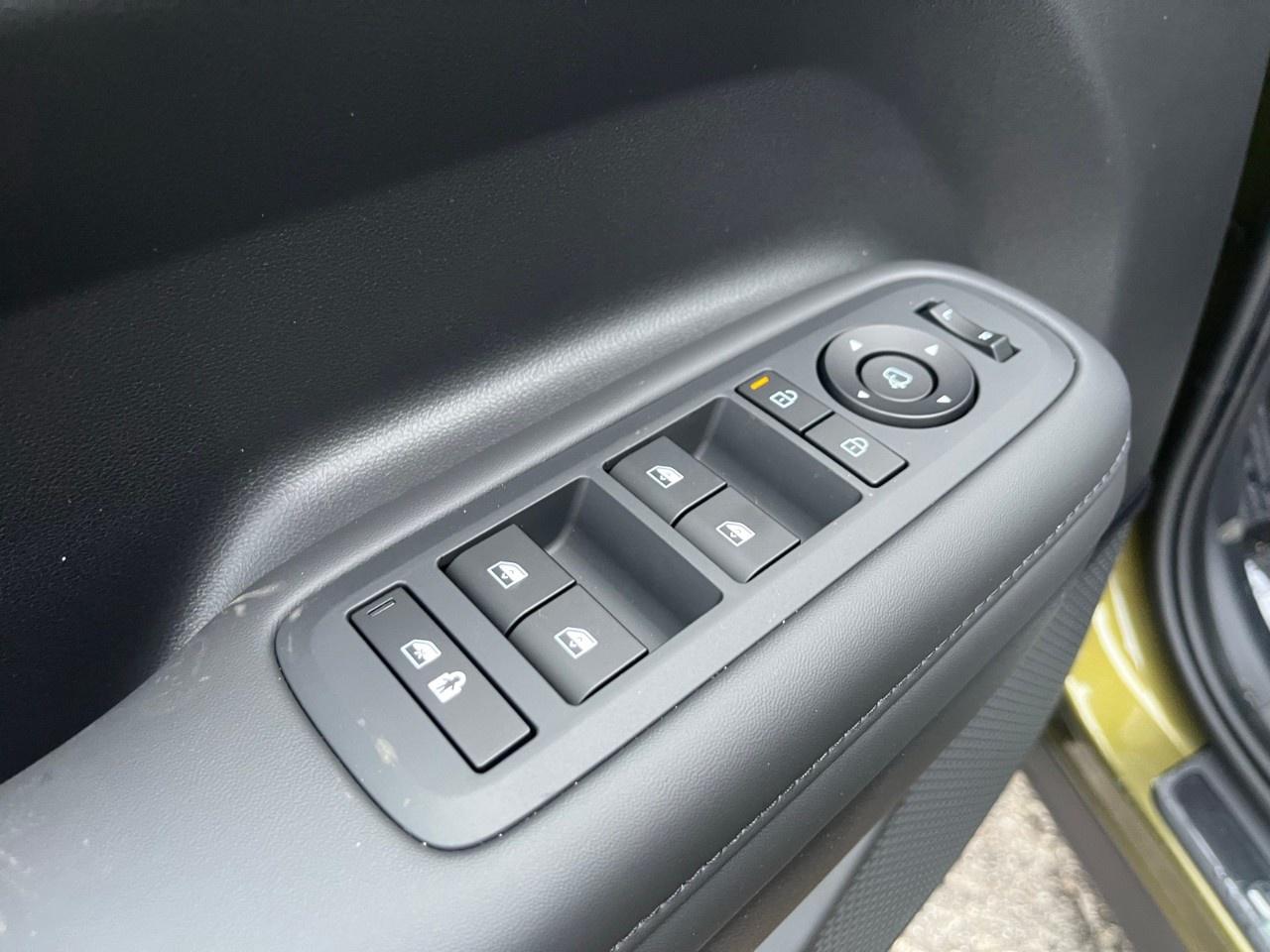 2026 Hyundai Santa Fe Hybrid Ultimate Calligraphy AWD Photo