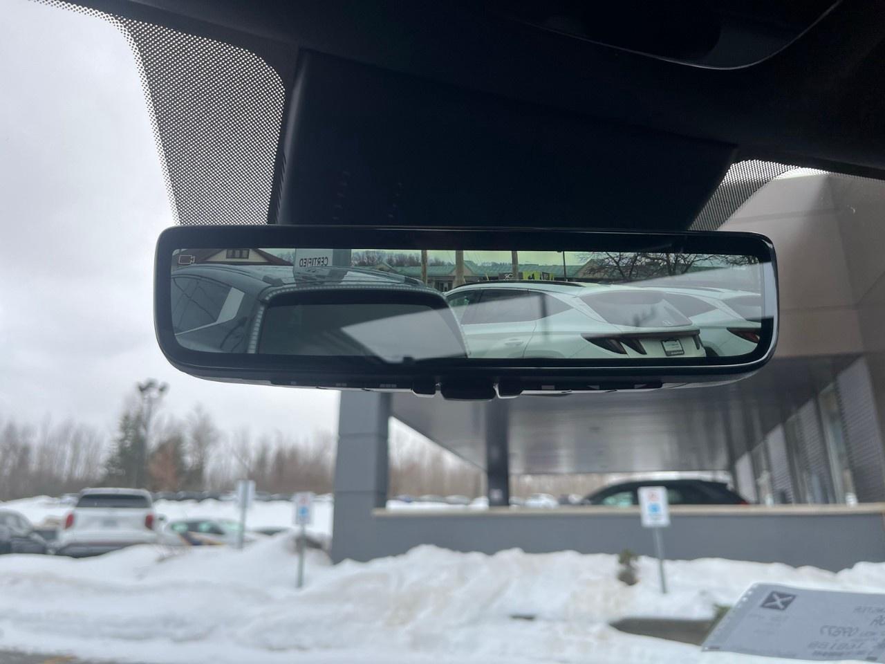 2026 Hyundai Santa Fe Hybrid Ultimate Calligraphy AWD Photo