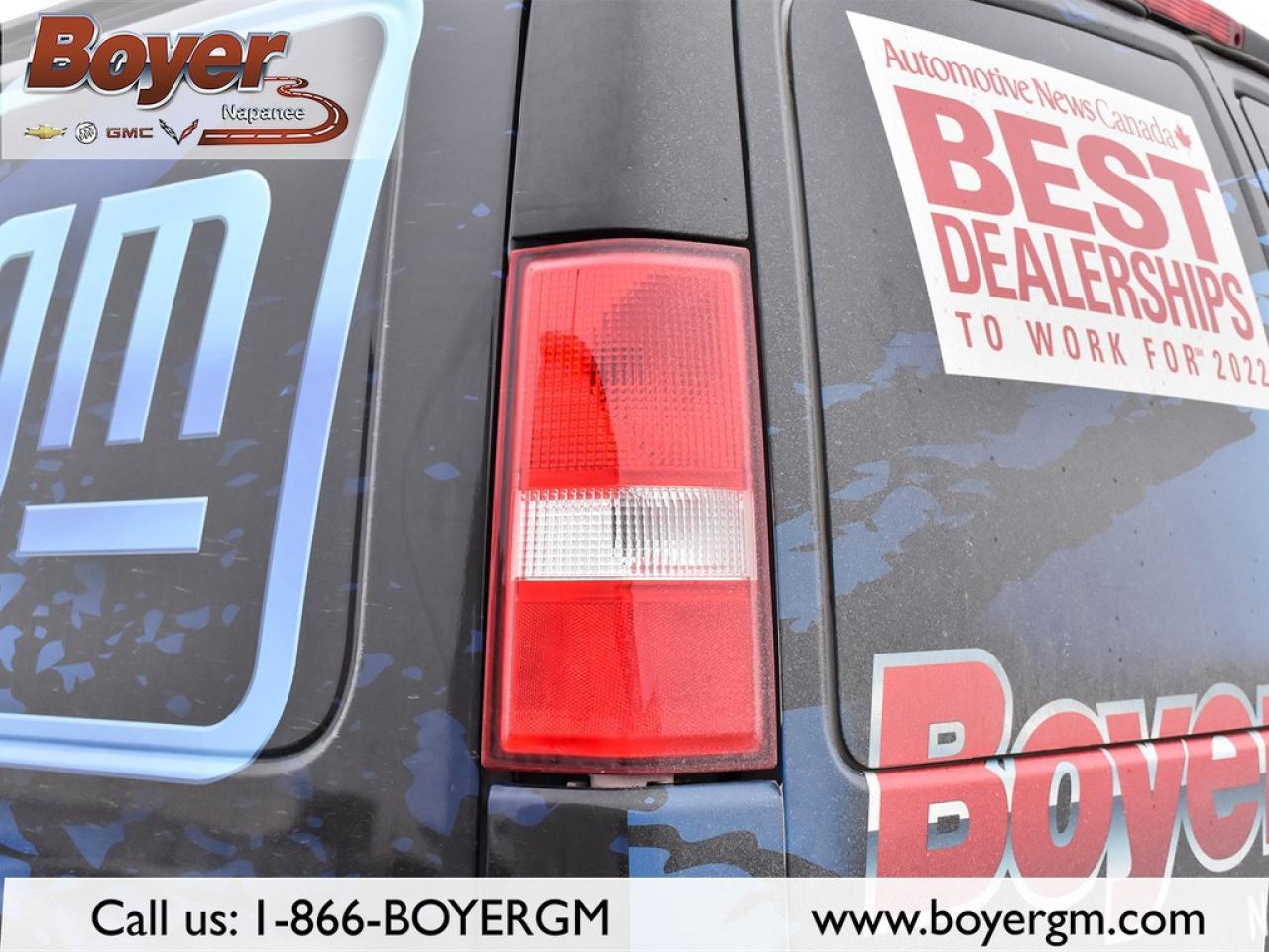 2022 GMC Savana Cargo Van 2500 Extended Wheelbase Rear-Wheel Drive Photo