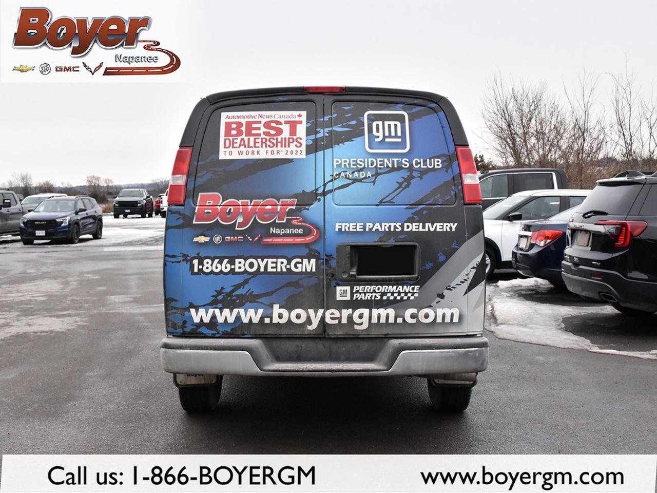2022 GMC Savana Cargo Van 2500 Extended Wheelbase Rear-Wheel Drive Photo