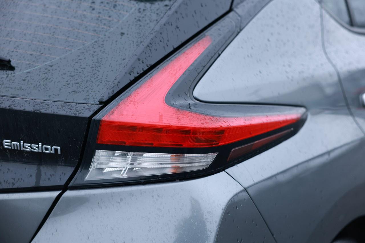 2018 Nissan Leaf SL Hatchback Photo