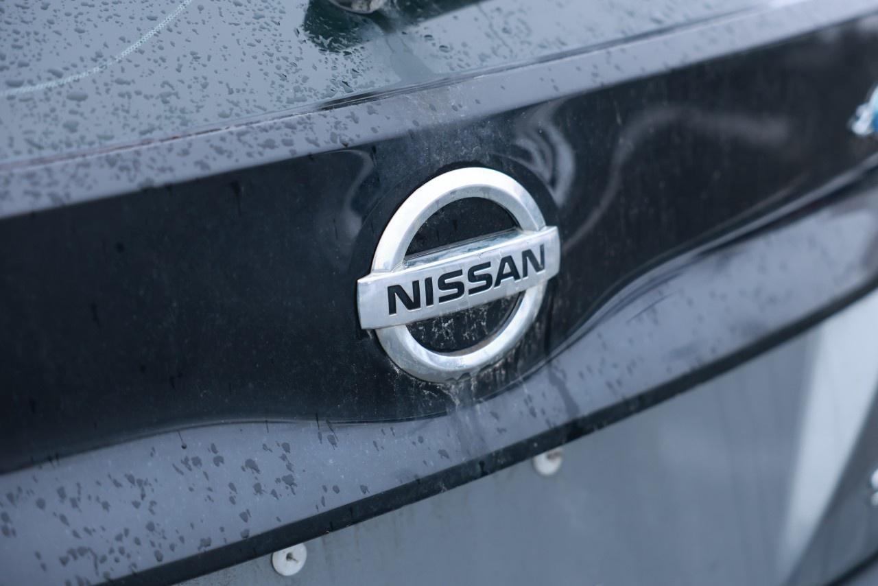 2018 Nissan Leaf SL Hatchback Photo