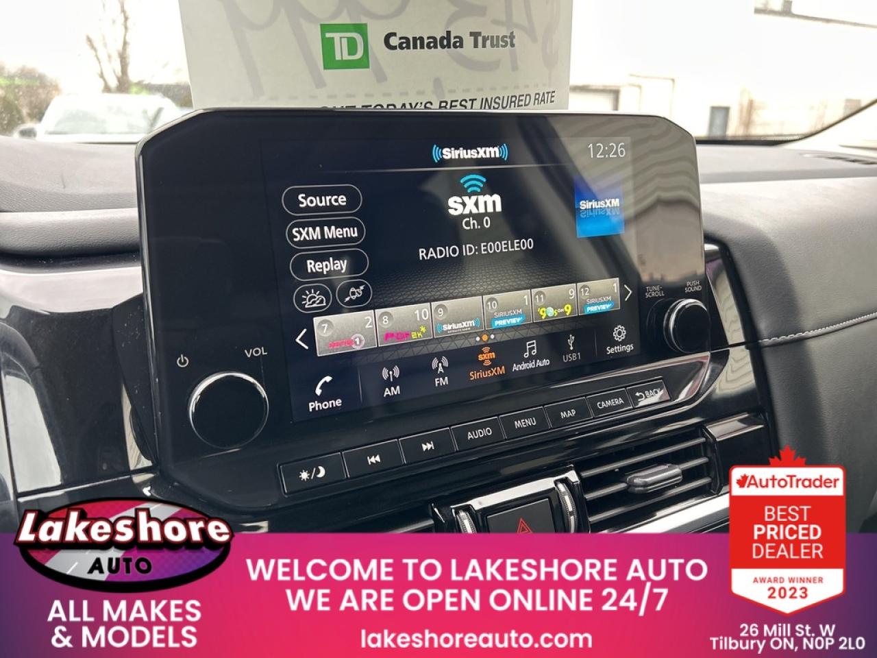 2024 Nissan Pathfinder SL Photo