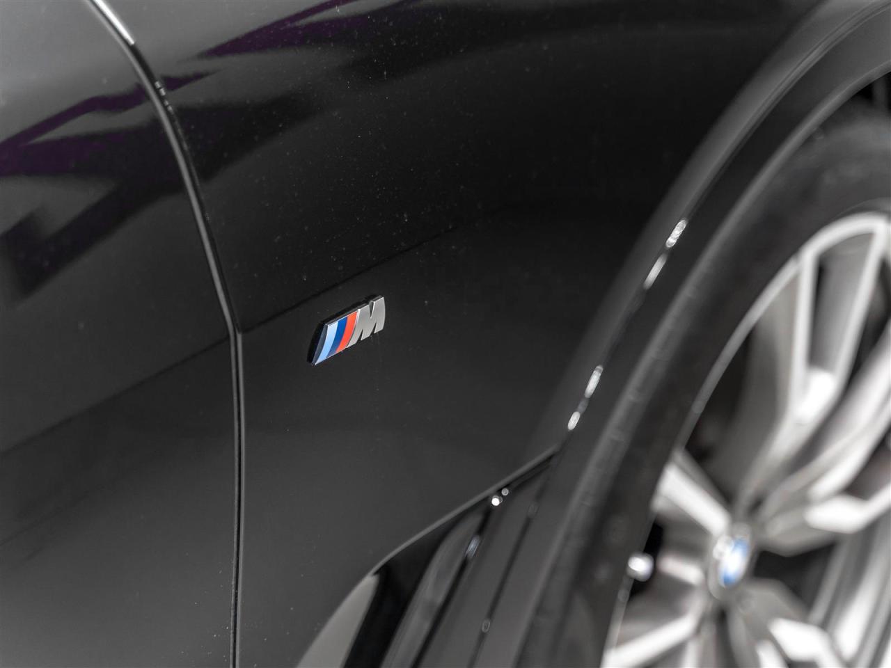 2020 BMW X7 $499 BI WEEKLY $5000 \ BI WEEKLY M50i|6 PASSENGER|M AERODYNAMICS|MASSAGE|INDIVIDUAL Photo