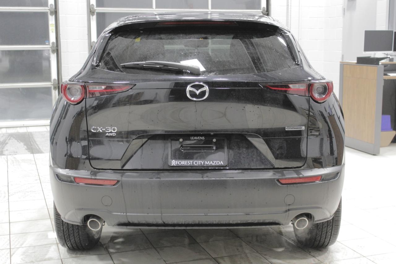 2025 Mazda CX-30 GS Photo3