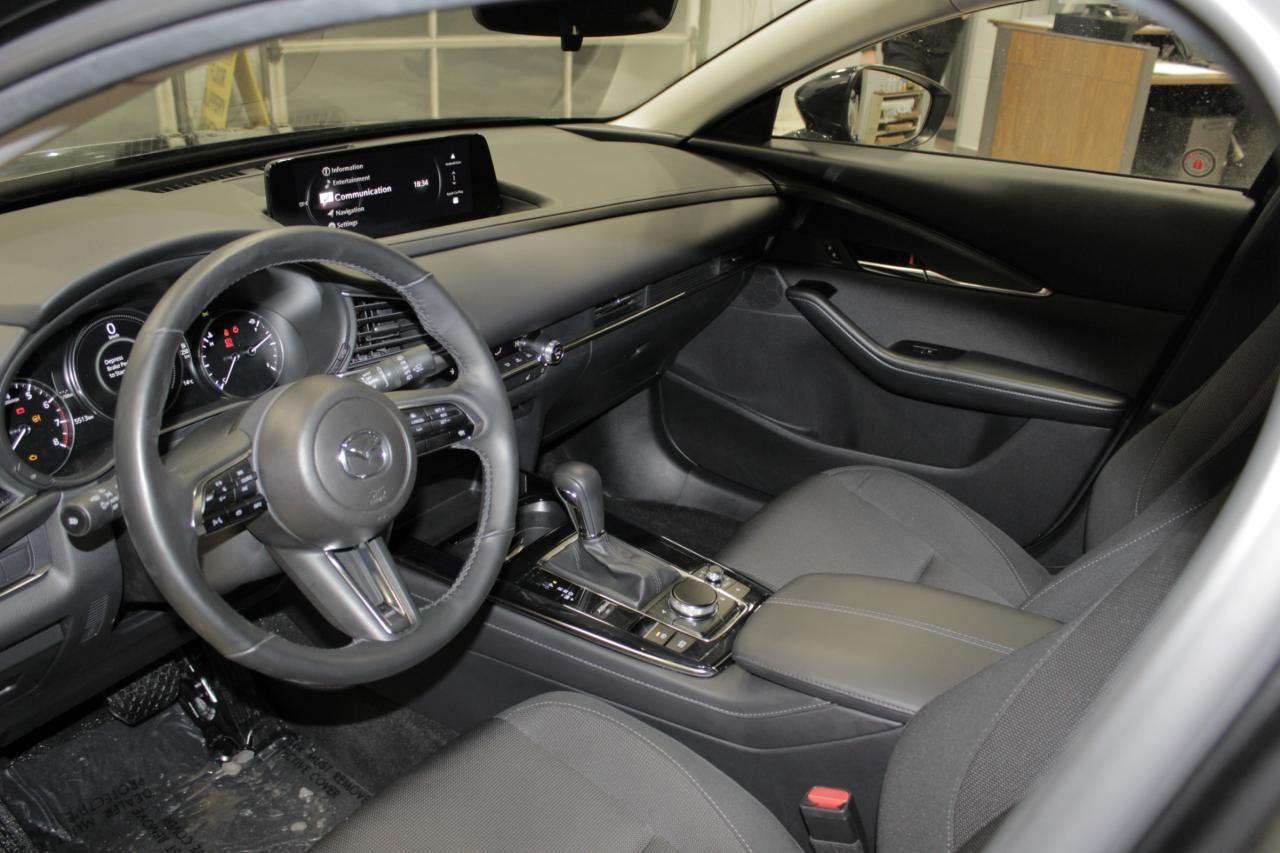 2025 Mazda CX-30 GS Photo