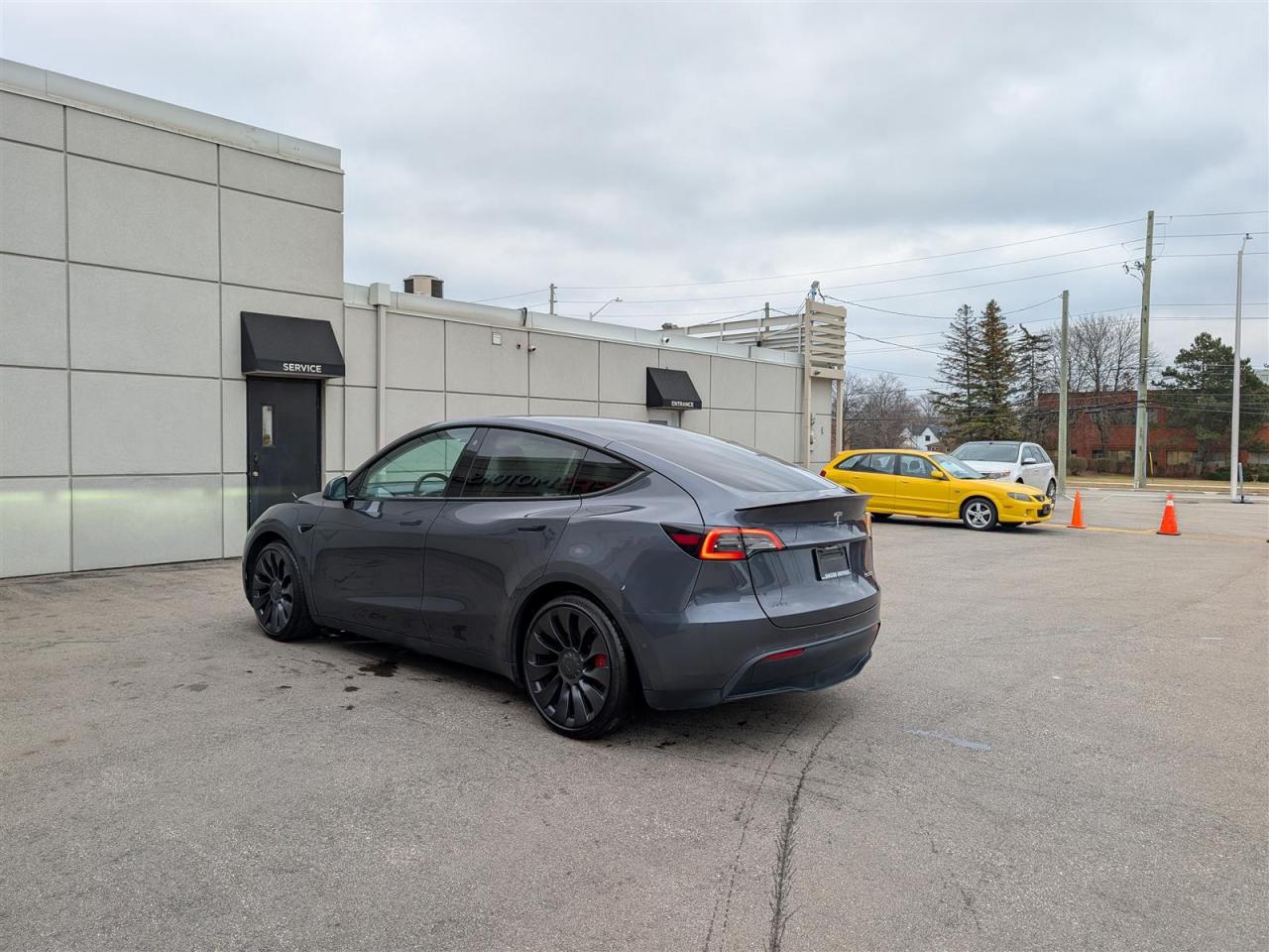 2022 Tesla Model Y PERFORMANCE AWD - WHITE INTERIOR - DUAL MOTOR Photo2