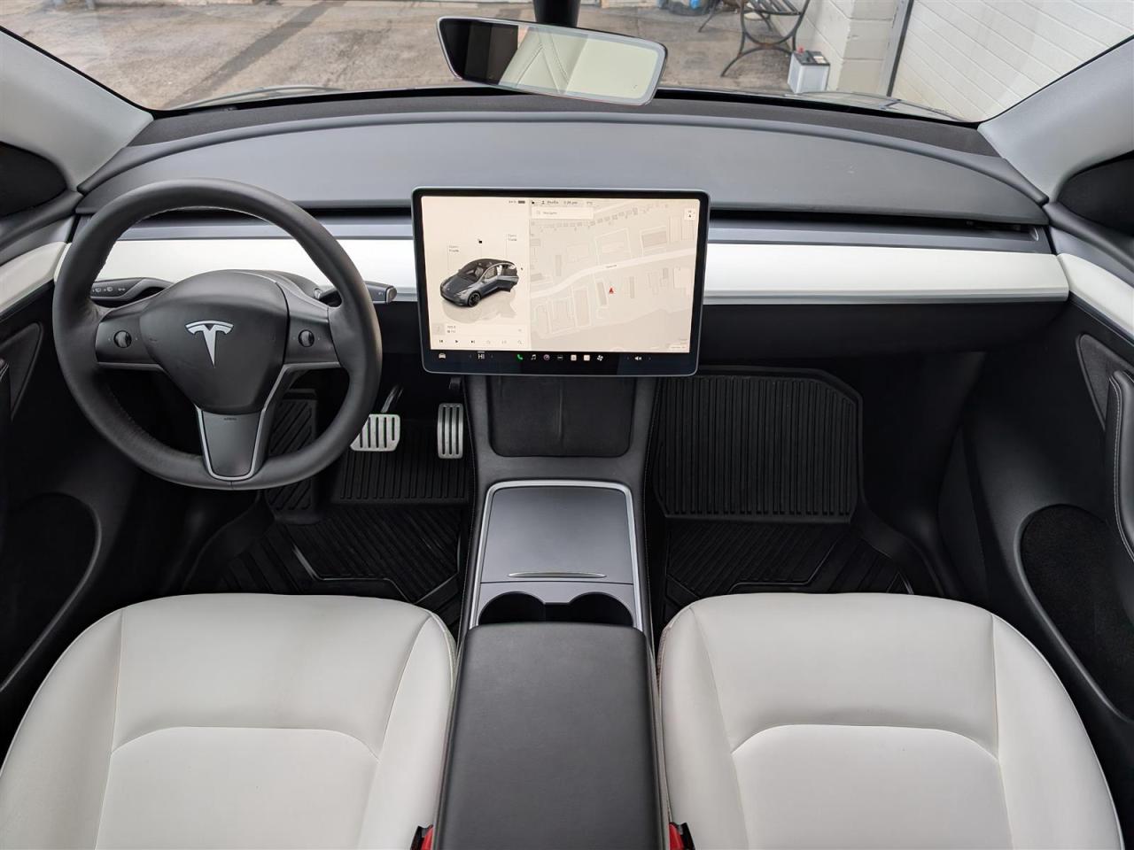 2022 Tesla Model Y PERFORMANCE AWD - WHITE INTERIOR - DUAL MOTOR Photo