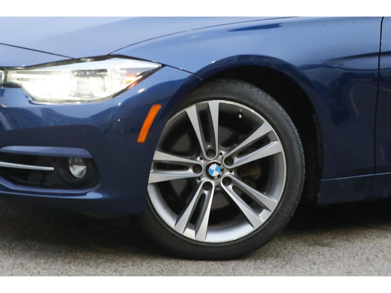 2016 BMW 328xi 328i xDrive Sedan | Premium package | Navigation | Photo