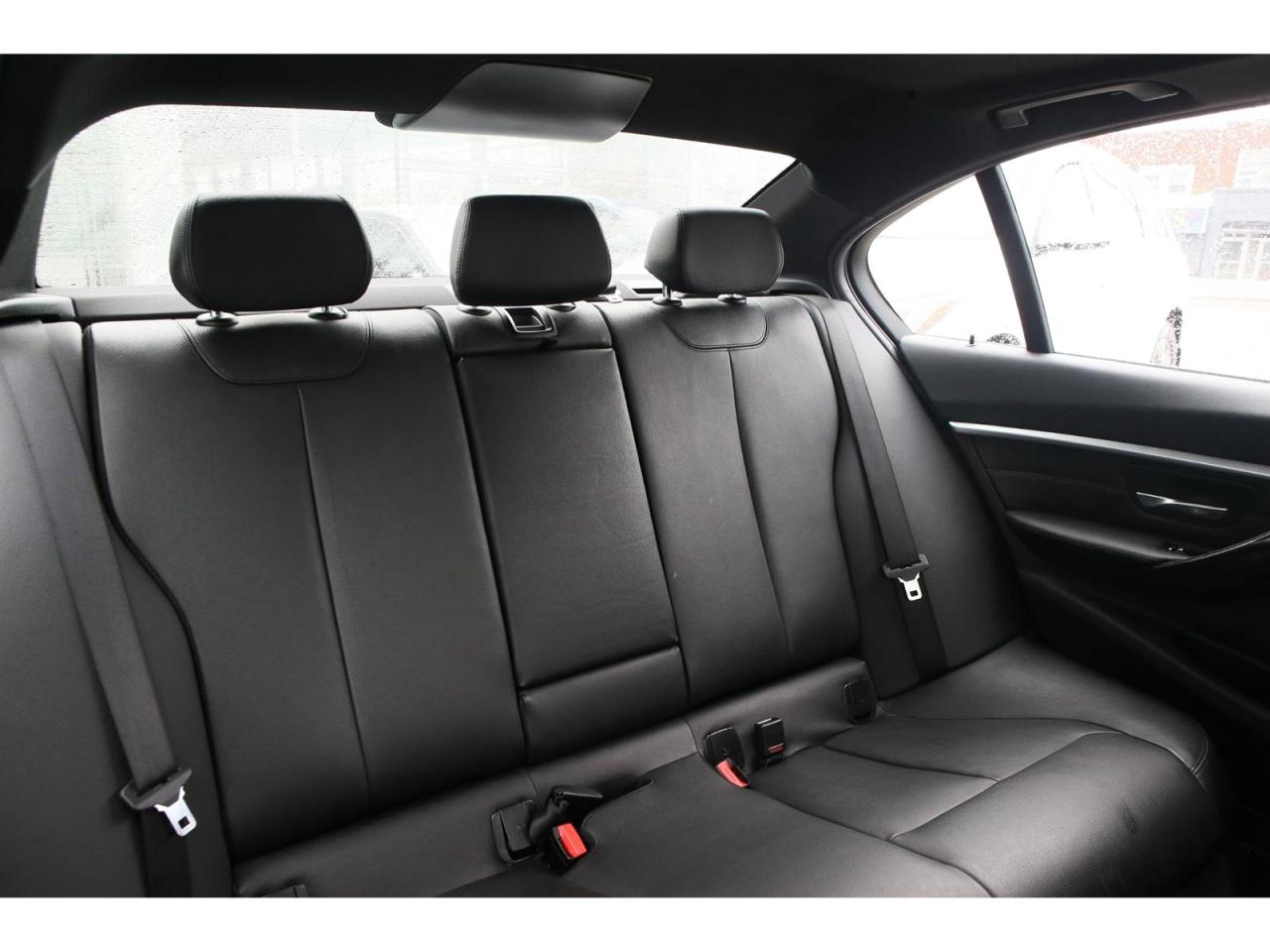 2016 BMW 328xi 328i xDrive Sedan | Premium package | Navigation | Photo